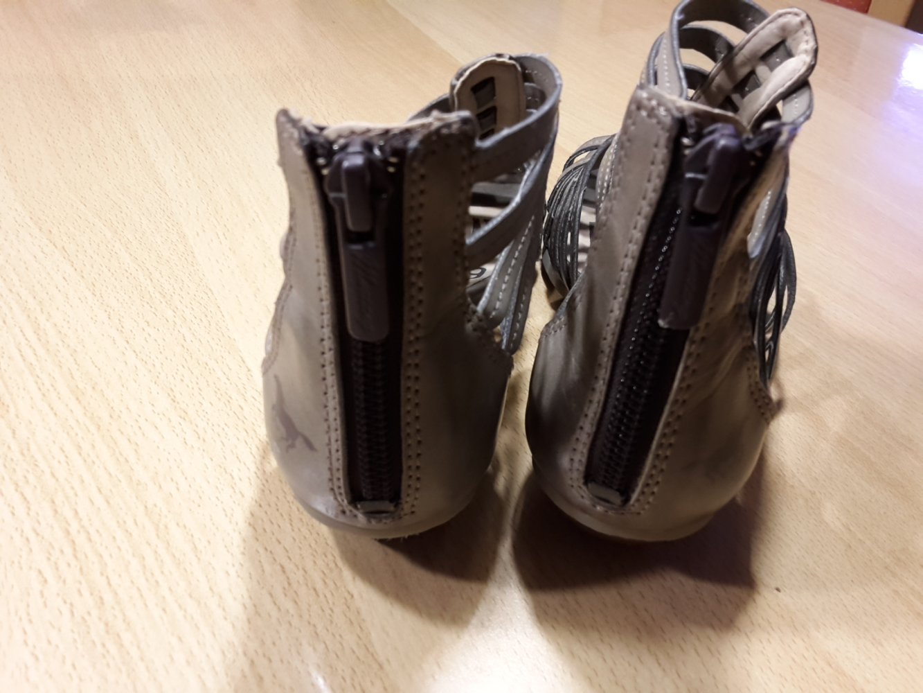 Sandalen in Gr. 31 von Mustang