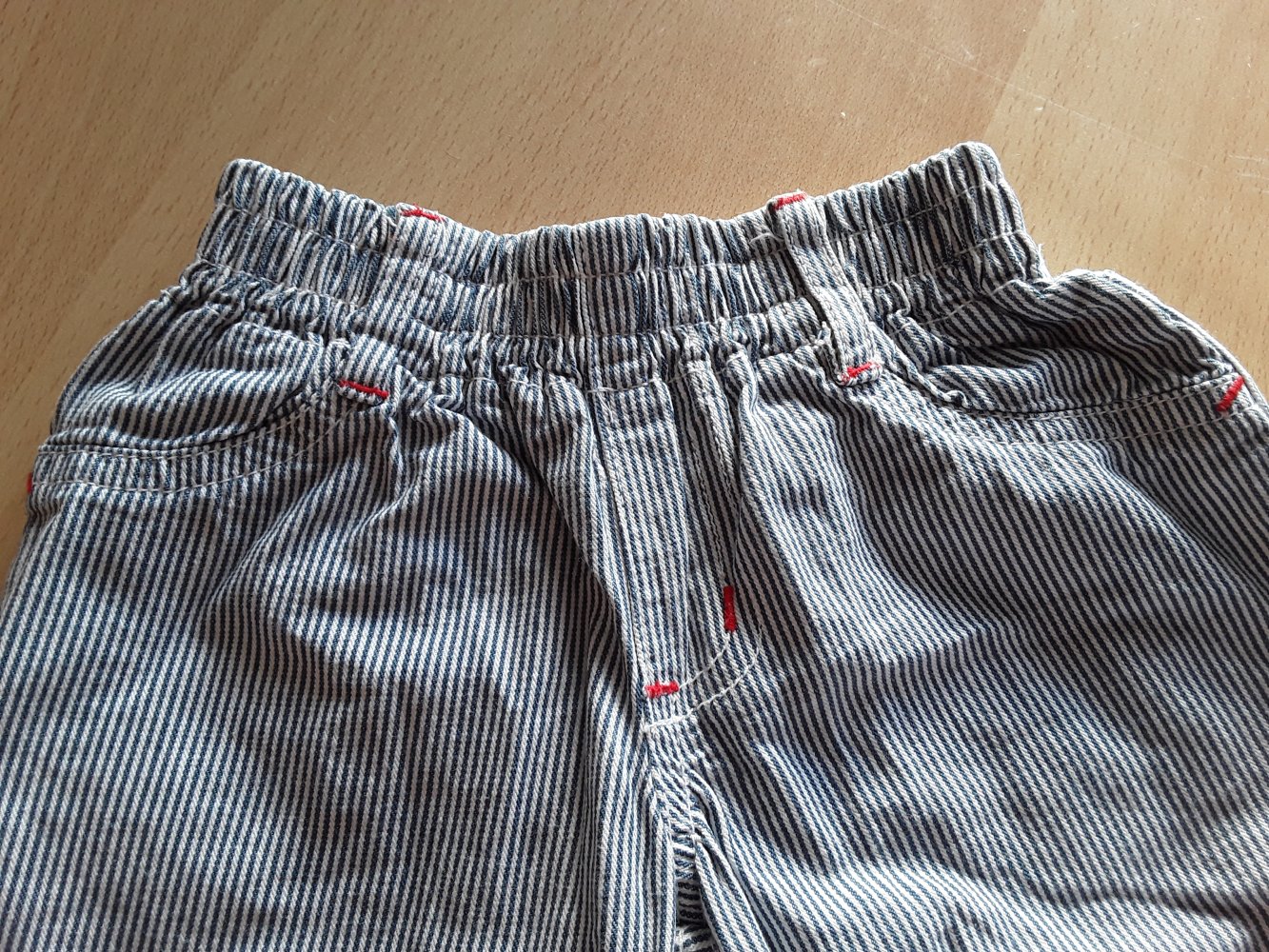 gestreifte Shorts / kurze Hose in Gr. 74 von Topolino
