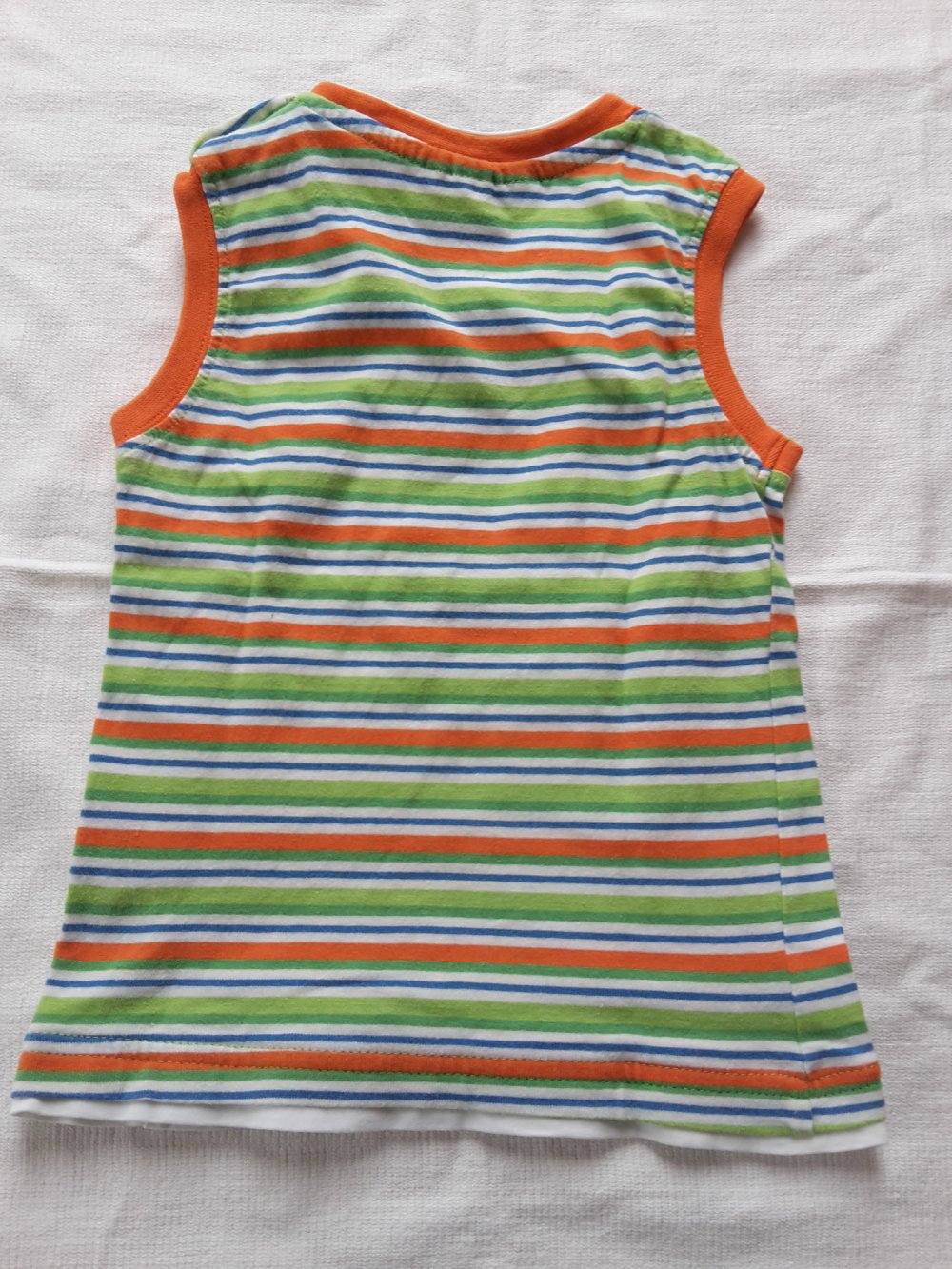 gestreiftes Tanktop/ ärmelloses Shirt in Gr. 86