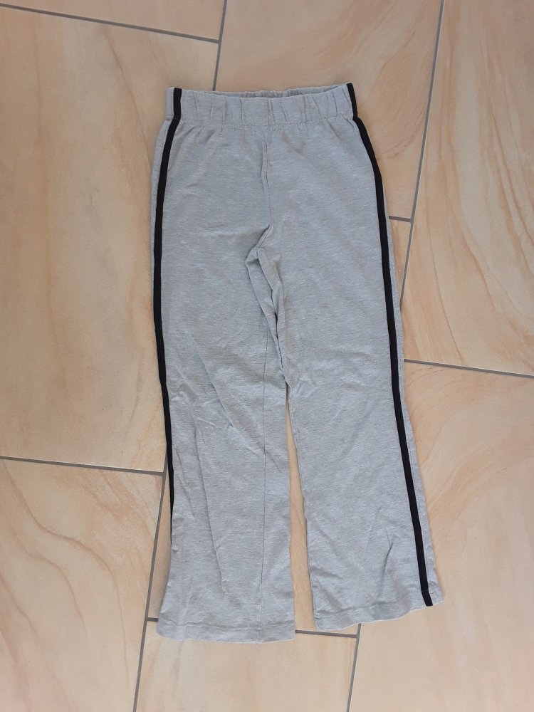 graue Jogginghose Gr. 134 von Bon Prix