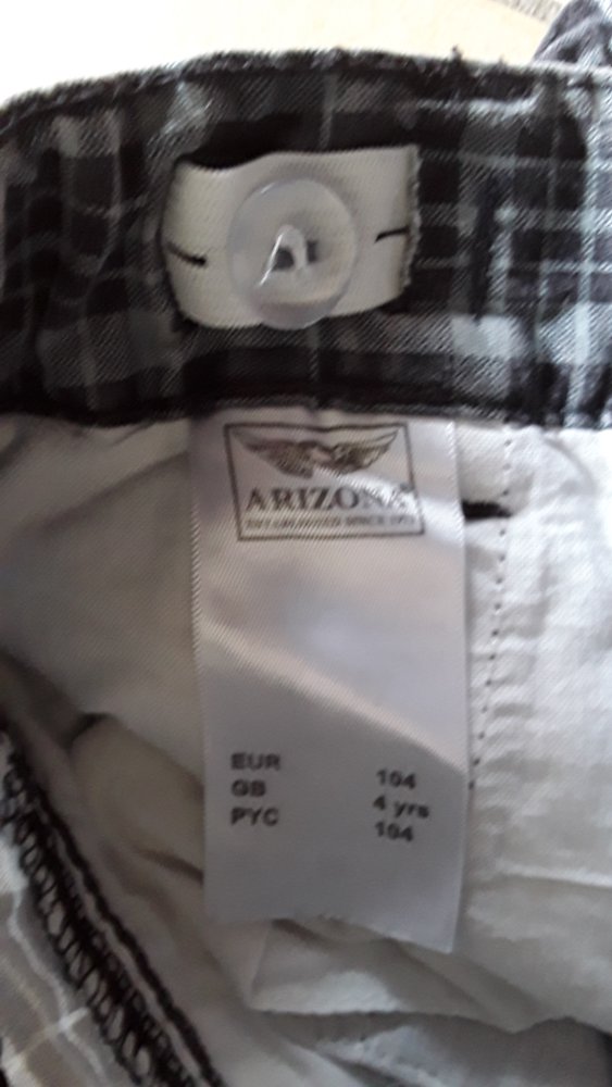 kurze Hose/ Bermuda Gr. 104 von arizona