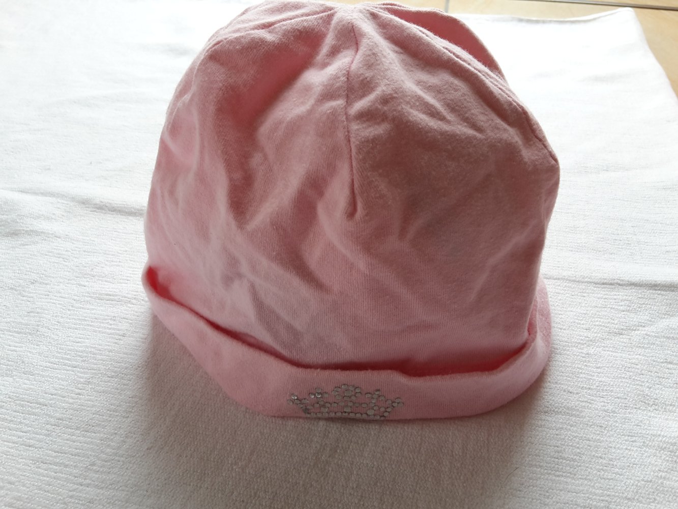 rosa Mütze mit Glitzersteinen in Gr. 98