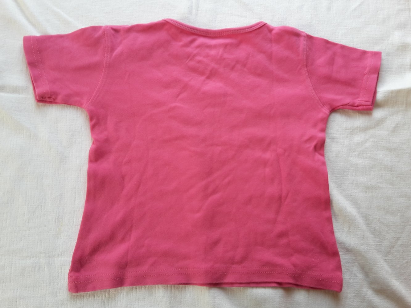 pinkes T-Shirt in Gr. 104 
