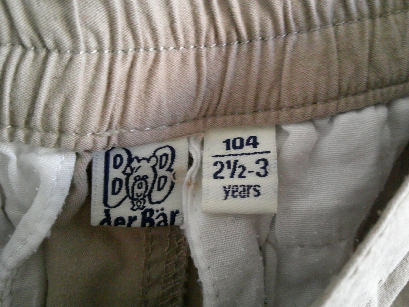 kurze, beige Hose Gr. 104 von Bob der Bär