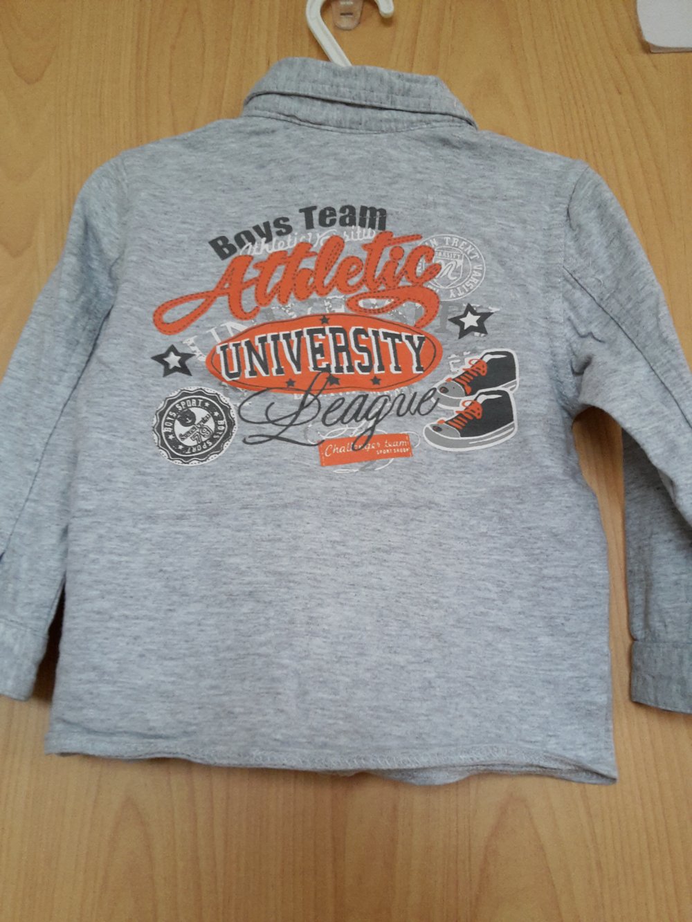 schönes Langarmshirt in Hemdoptik in Gr. 86