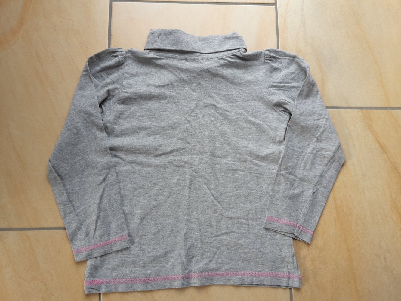 grauer LARolli / LAShirt in Gr. 110/116