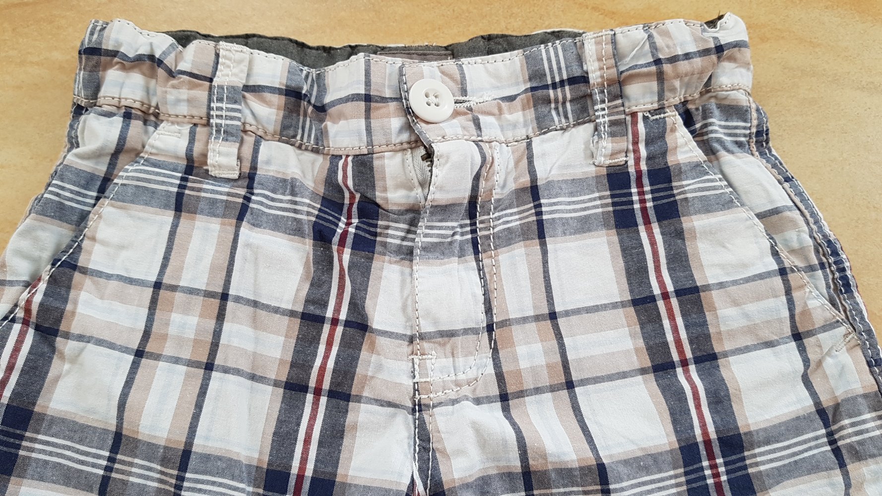 karierte Shorts Gr. 104 zara