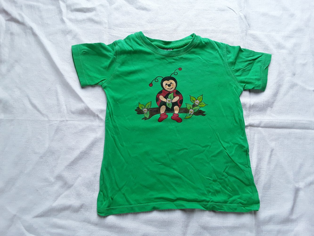 grünes handbemaltes T-Shirt in Gr. 92