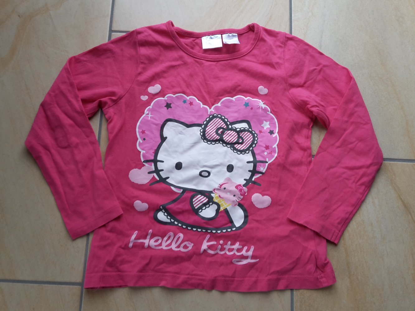 schönes Hello Kitty LAShirt in Gr. 116/122