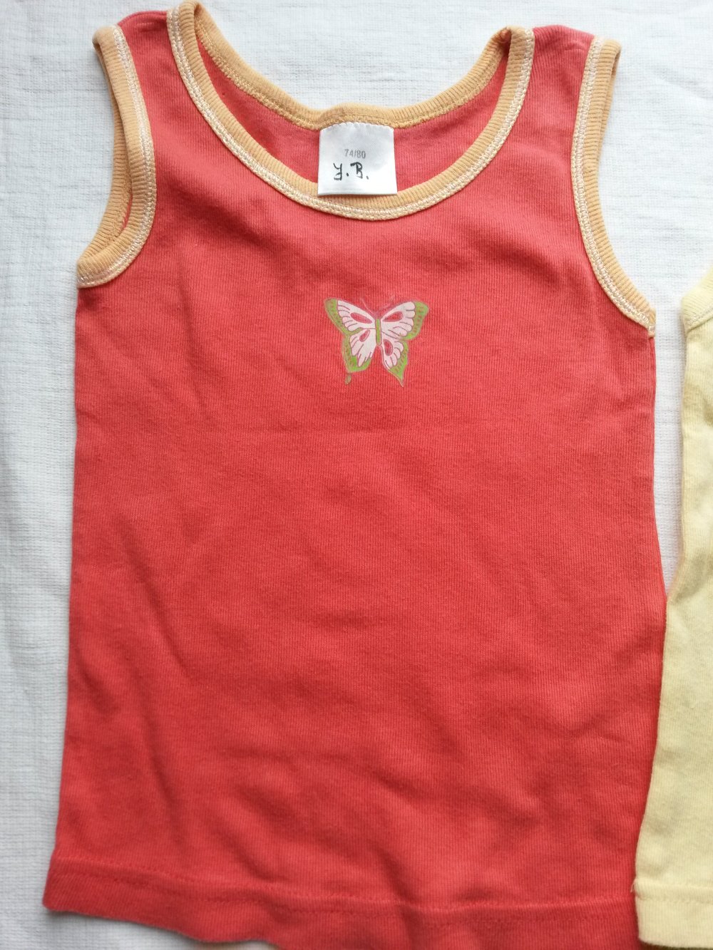 3 Unterhemden/ Tops in Gr. 74/80