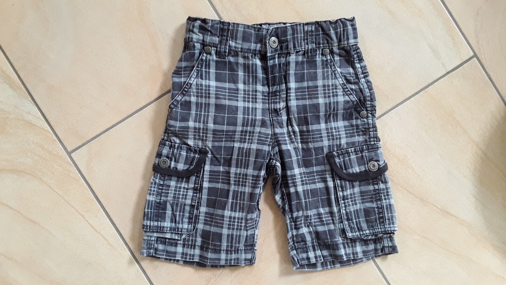 kurze Hose/ Bermuda Gr. 104 von arizona