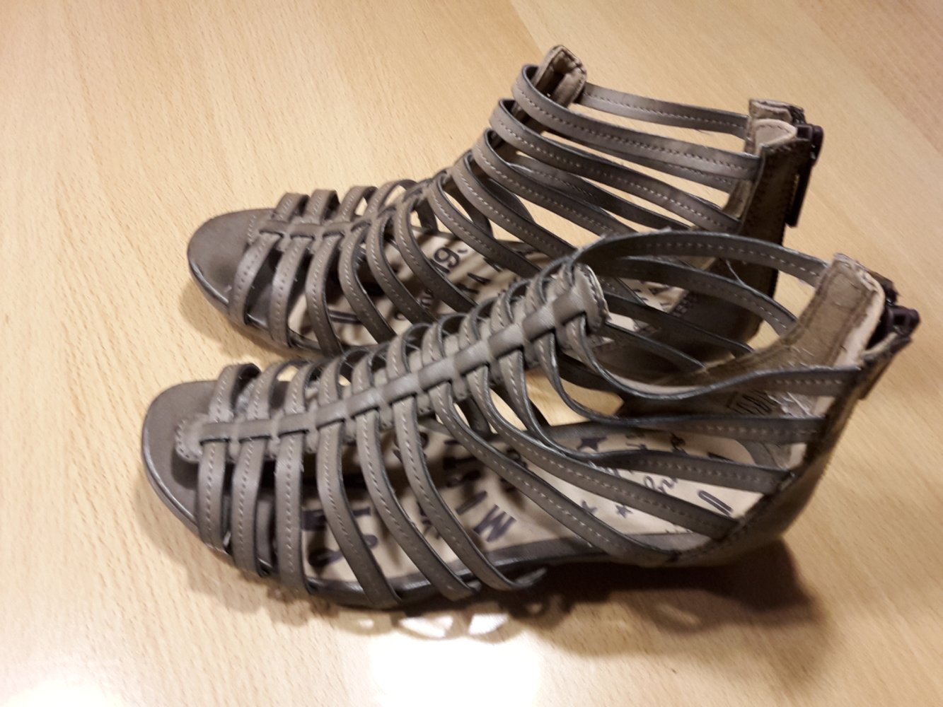 Sandalen in Gr. 31 von Mustang