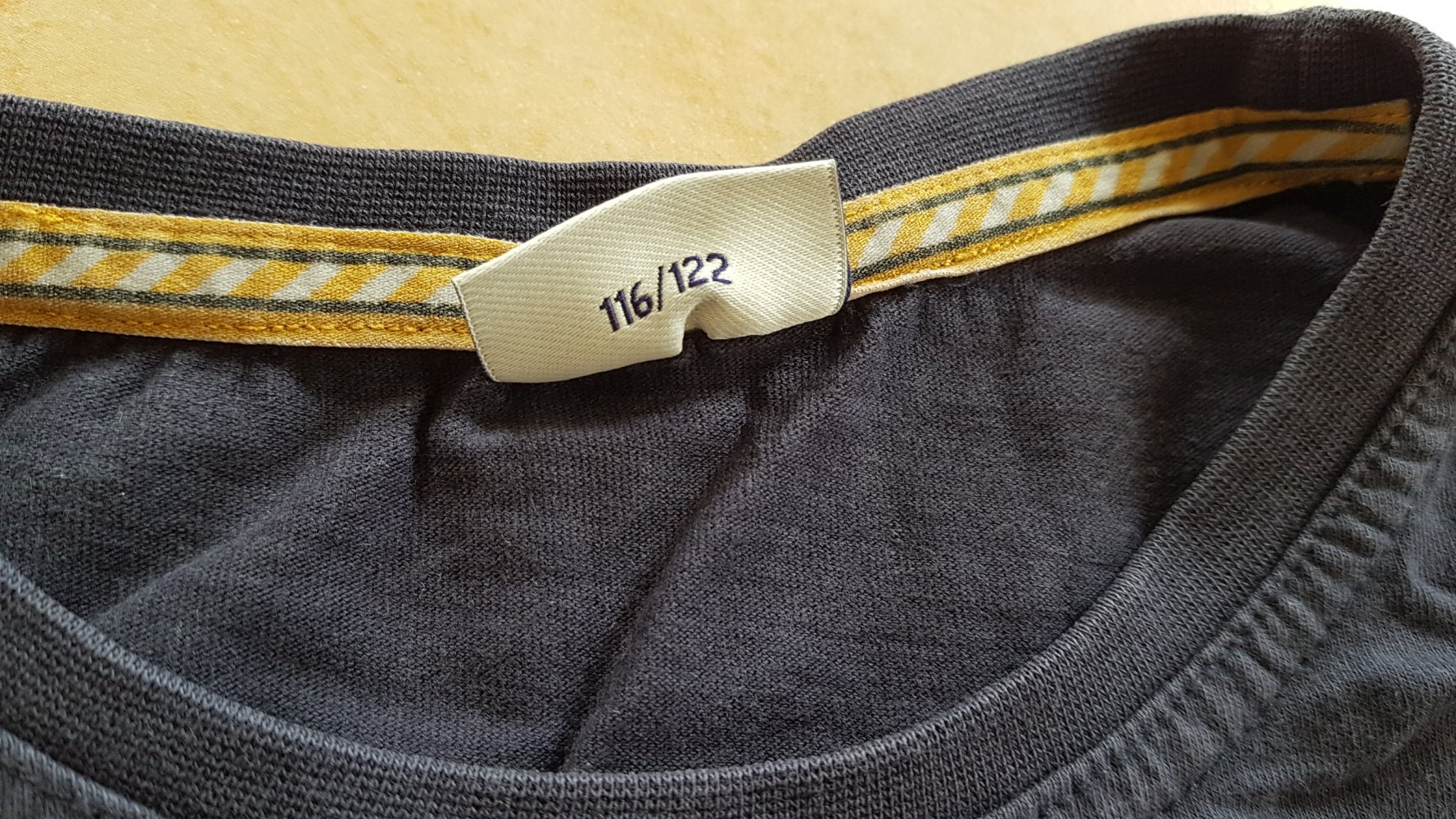 dunkelblaues Langarmshirt Gr. 116/122 von Salt&Pepper