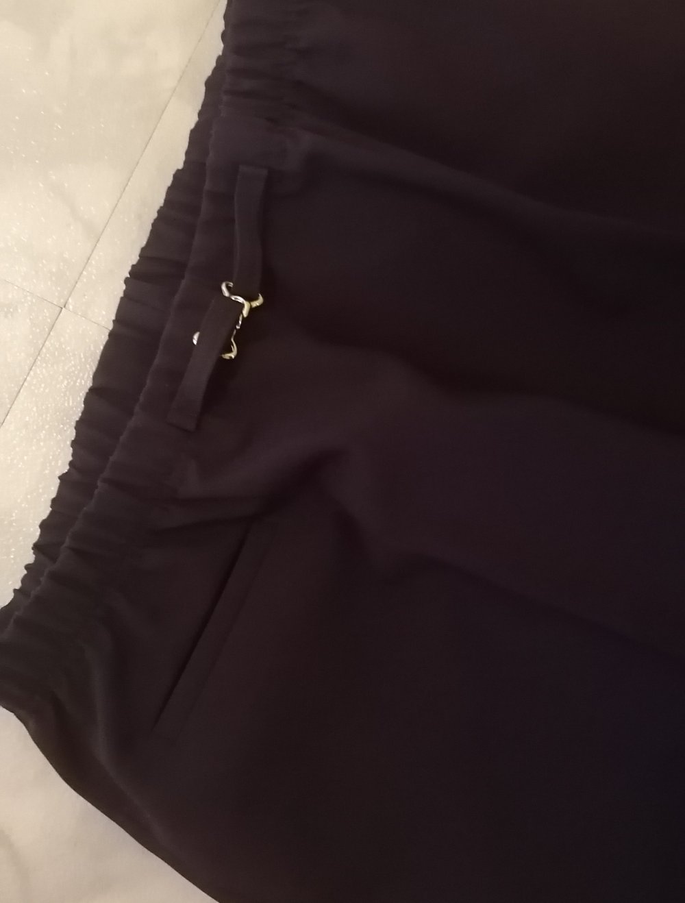 Schlupfhose neuwertig aubergine 42