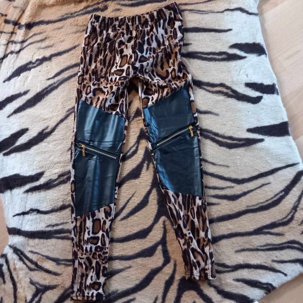 *** Neu ~ Sexy ~ Leo ~ Leggings ~ Details ***