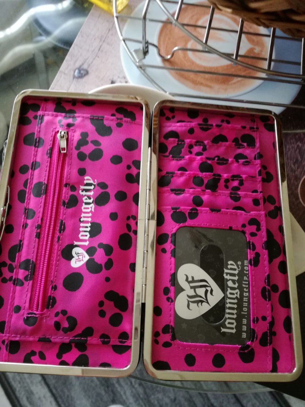 *** Super irre Geldbörse ***