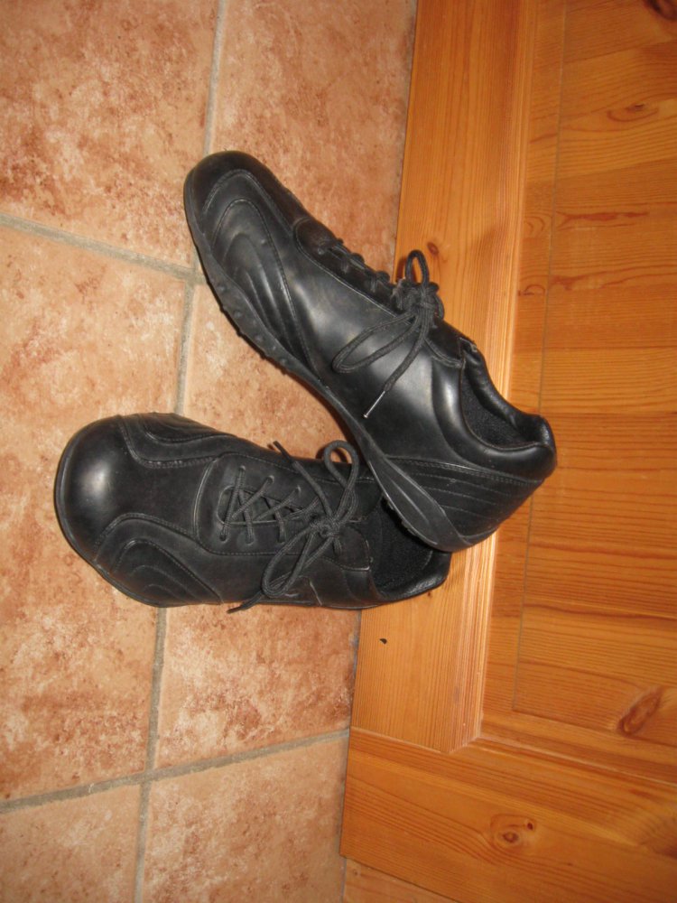 *** Tolle sportliche Schnürschuhe ***