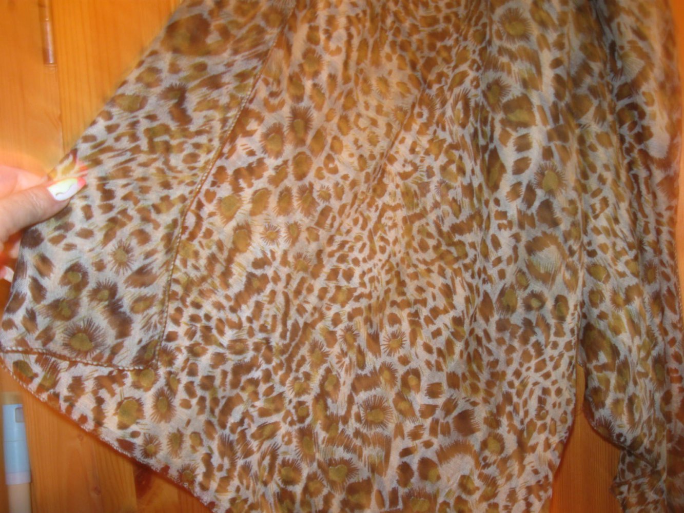 *** Großer Schal im Leostyle ***