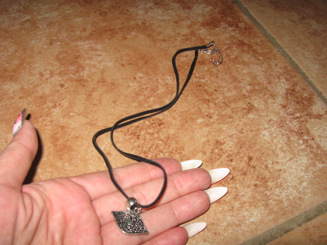 *** Neue Kette mit Augenhänger ***