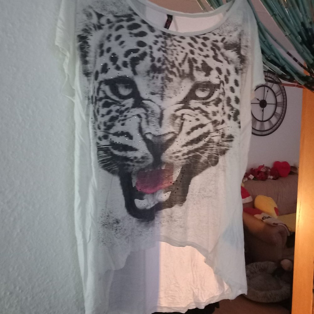 *** Shirt ~ Tiger ~ Steinchen ***
