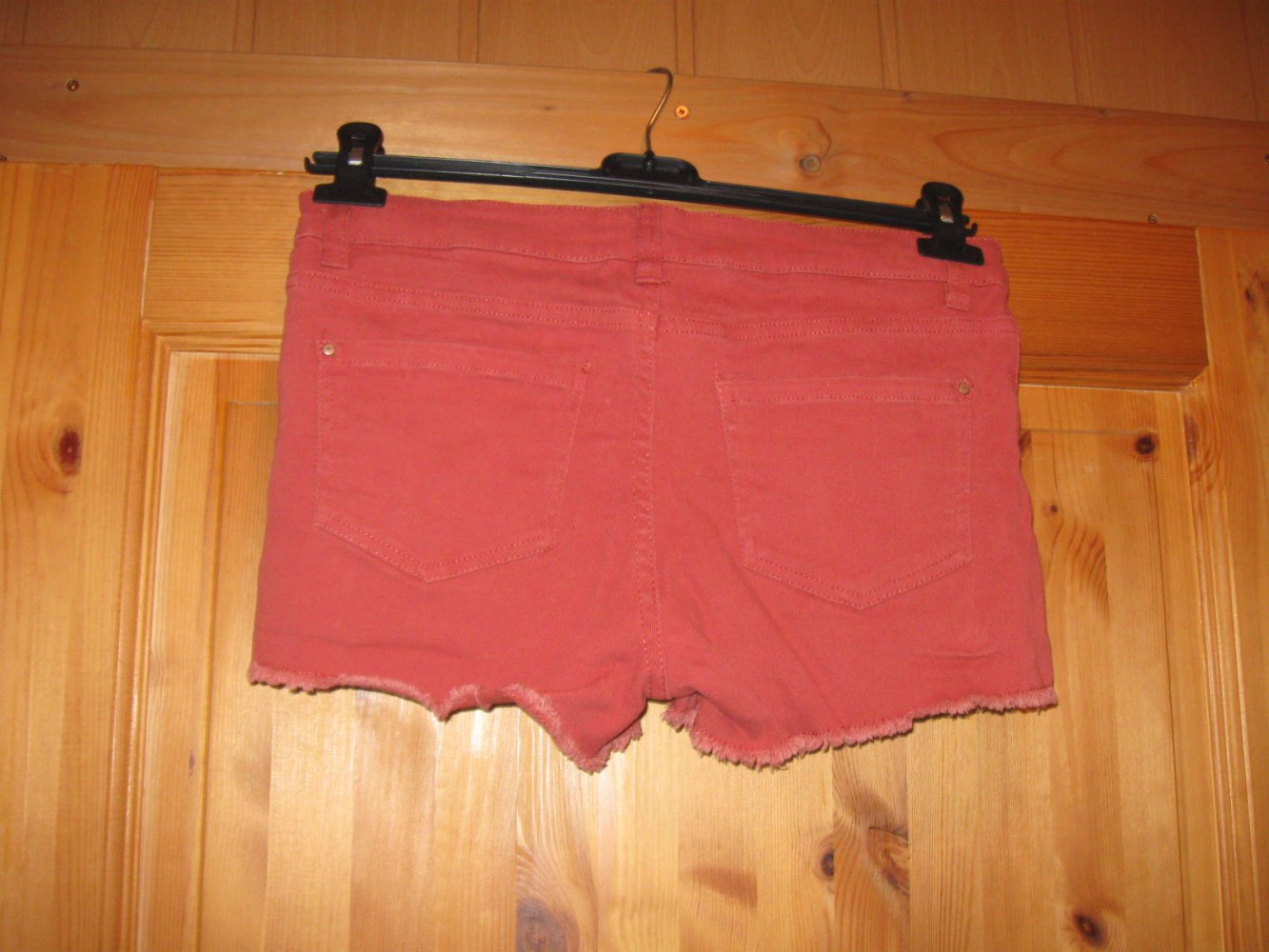*** Super Shorts mit Spitze ***