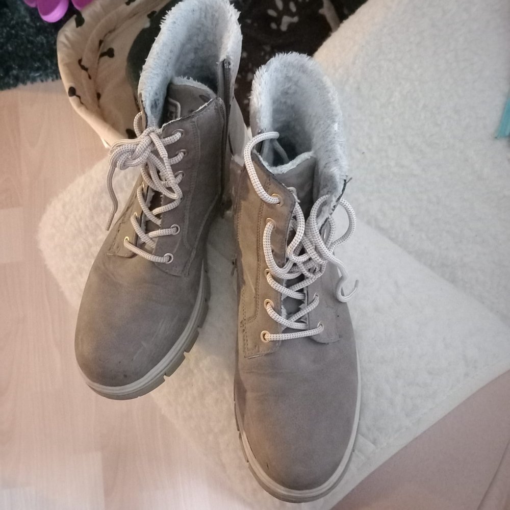 *** Gefütterte Stiefeletten ***