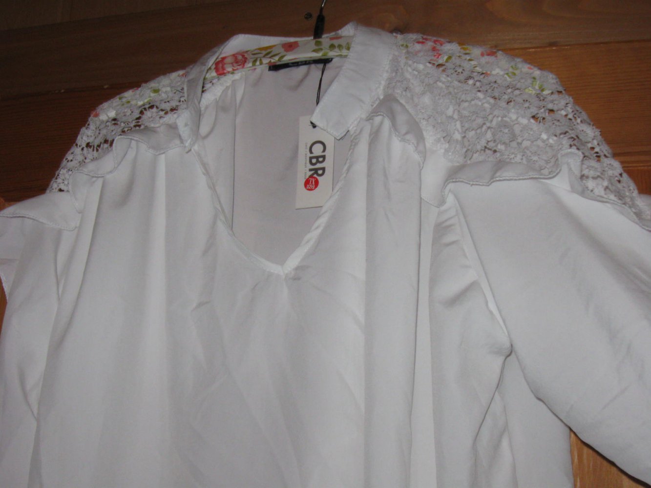 *** Neu ~ Bluse ~ Spitze ***
