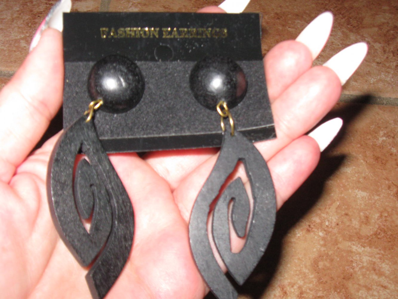 *** Neue ~ Stecker Ohrringe ~ Modeschmuck ***