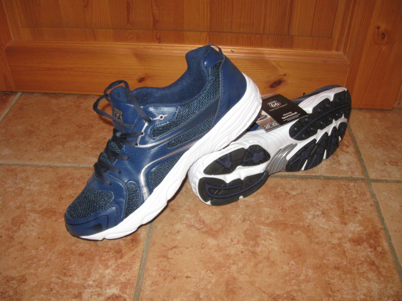 *** Neue Sportschuhe ***