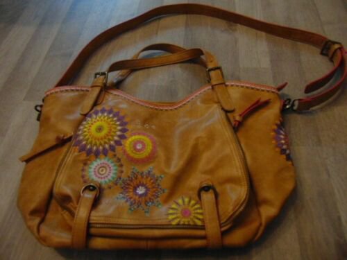 *** Schicke guterhaltene Tasche von Desigual ***