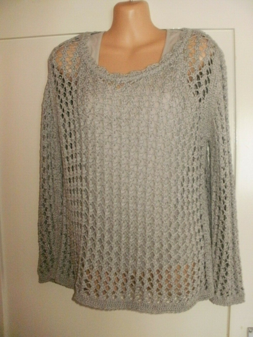 *** Schöner Häkelpullover ***