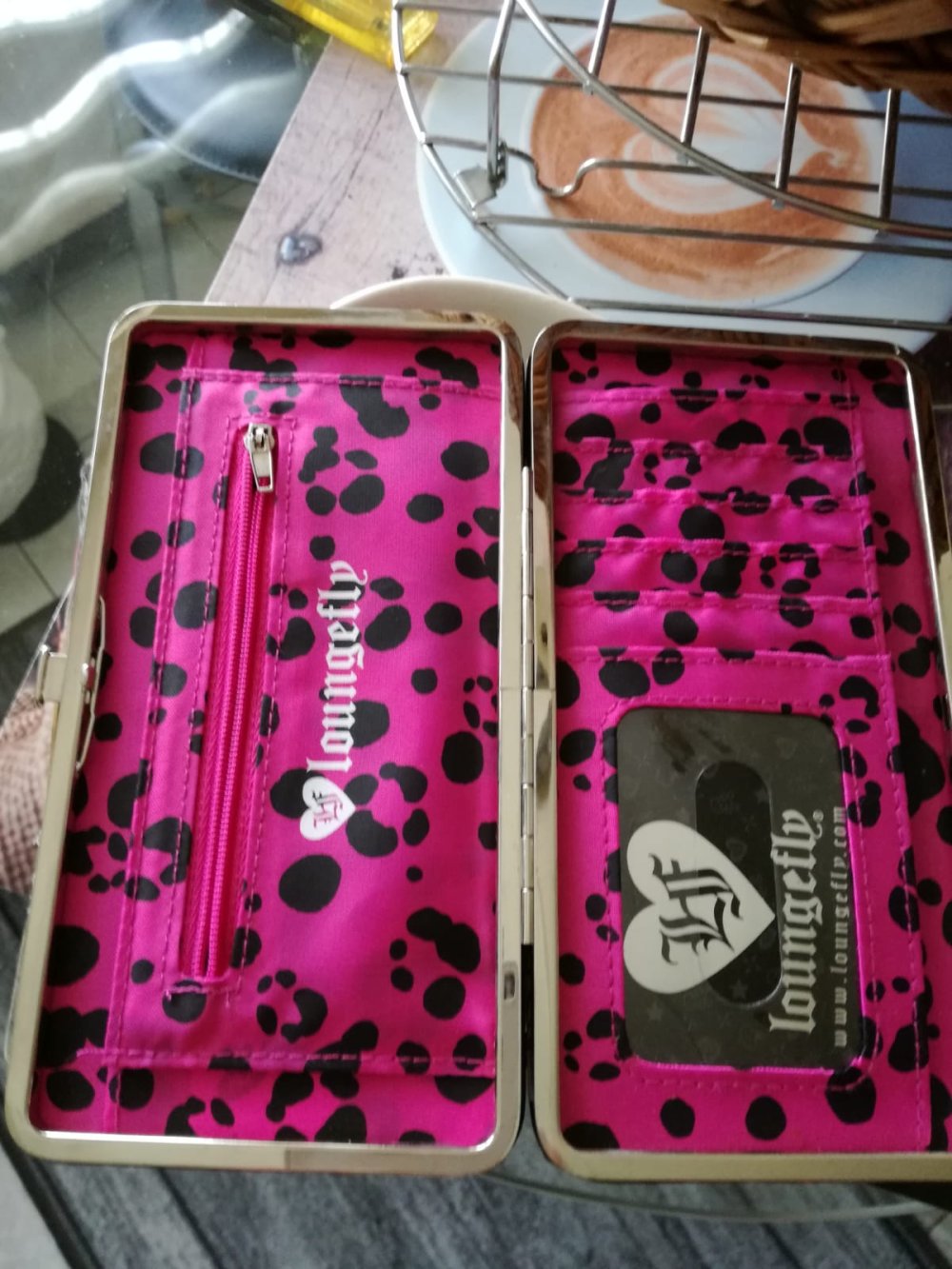 *** Super irre Geldbörse ***