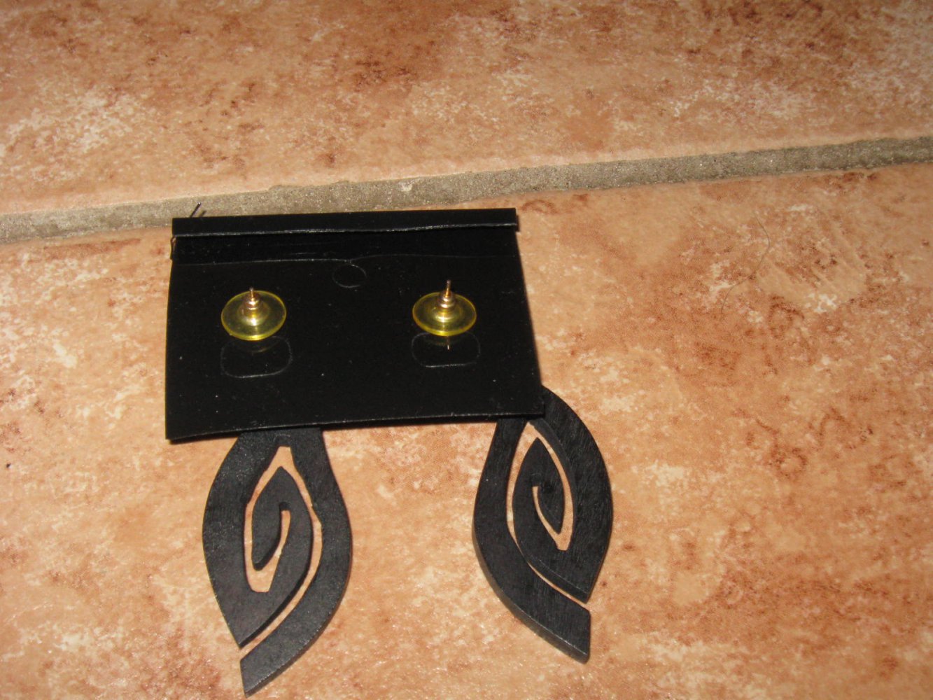 *** Neue ~ Stecker Ohrringe ~ Modeschmuck ***