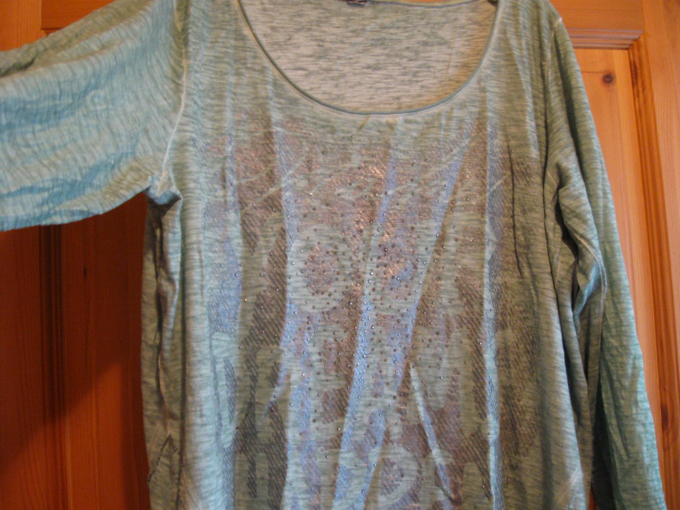 *** Shirt ~ Zipfel ~ Spitze ~ Steinchen ***