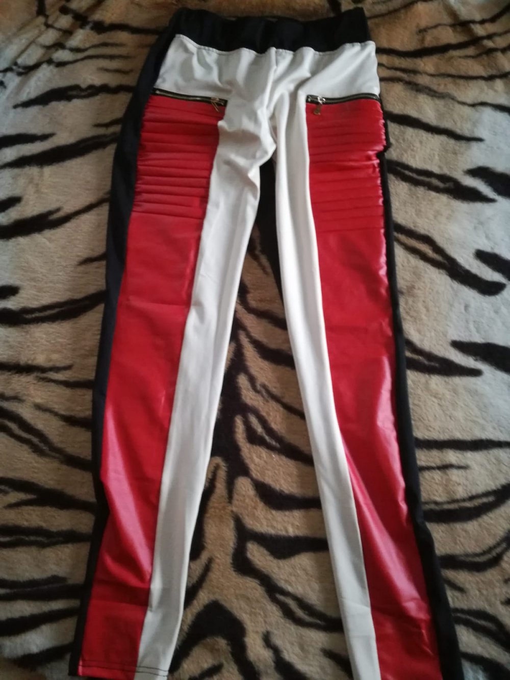 *** Leggings ~ Kunst Leder ~ Stretch Stoff ***