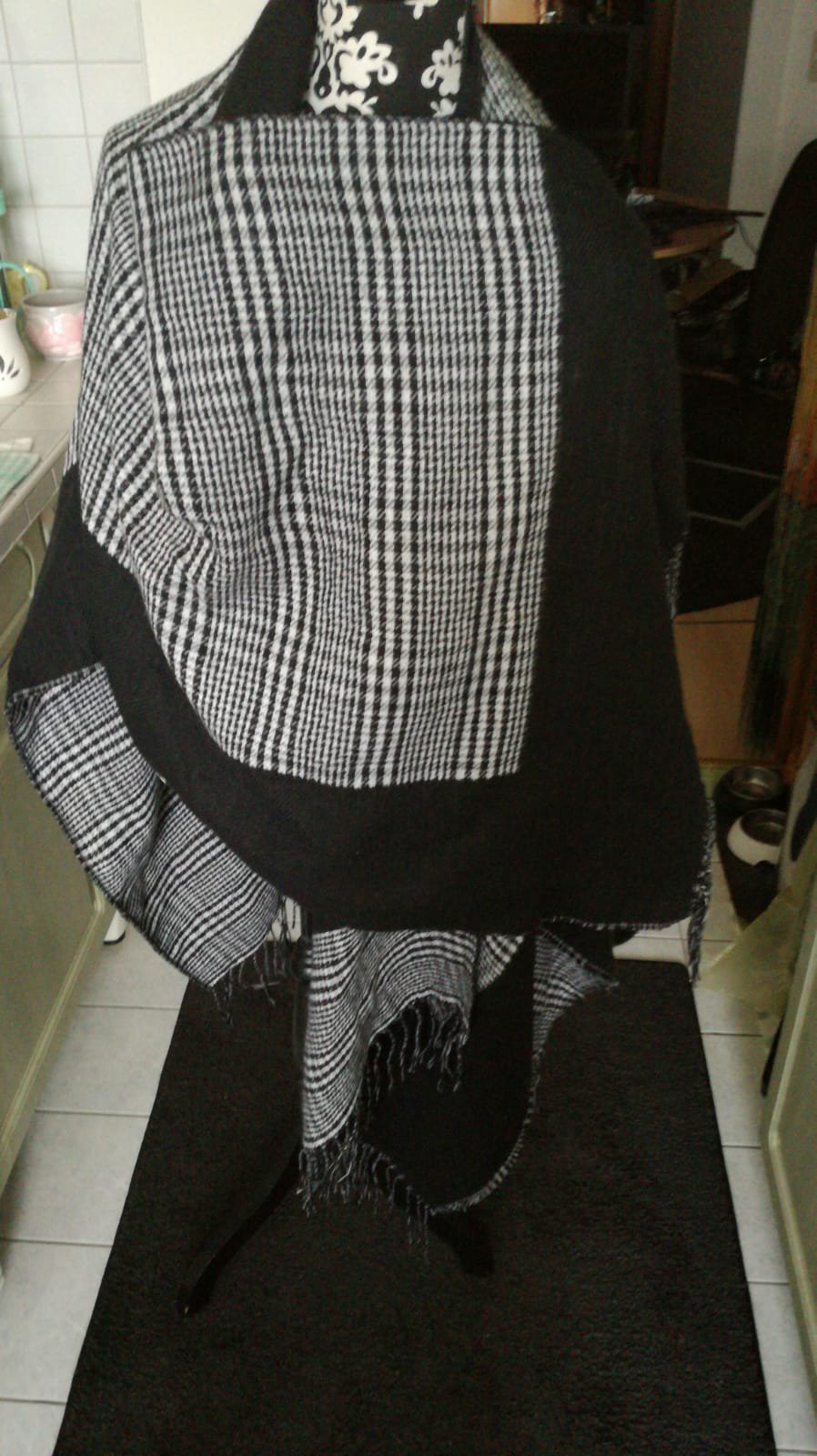 *** Toller Poncho ***