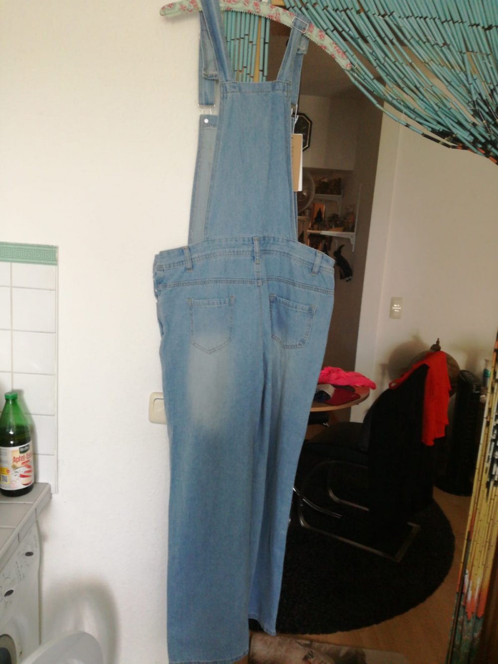 *** Neue ~ Latz ~ Jeans ~ Risse ***