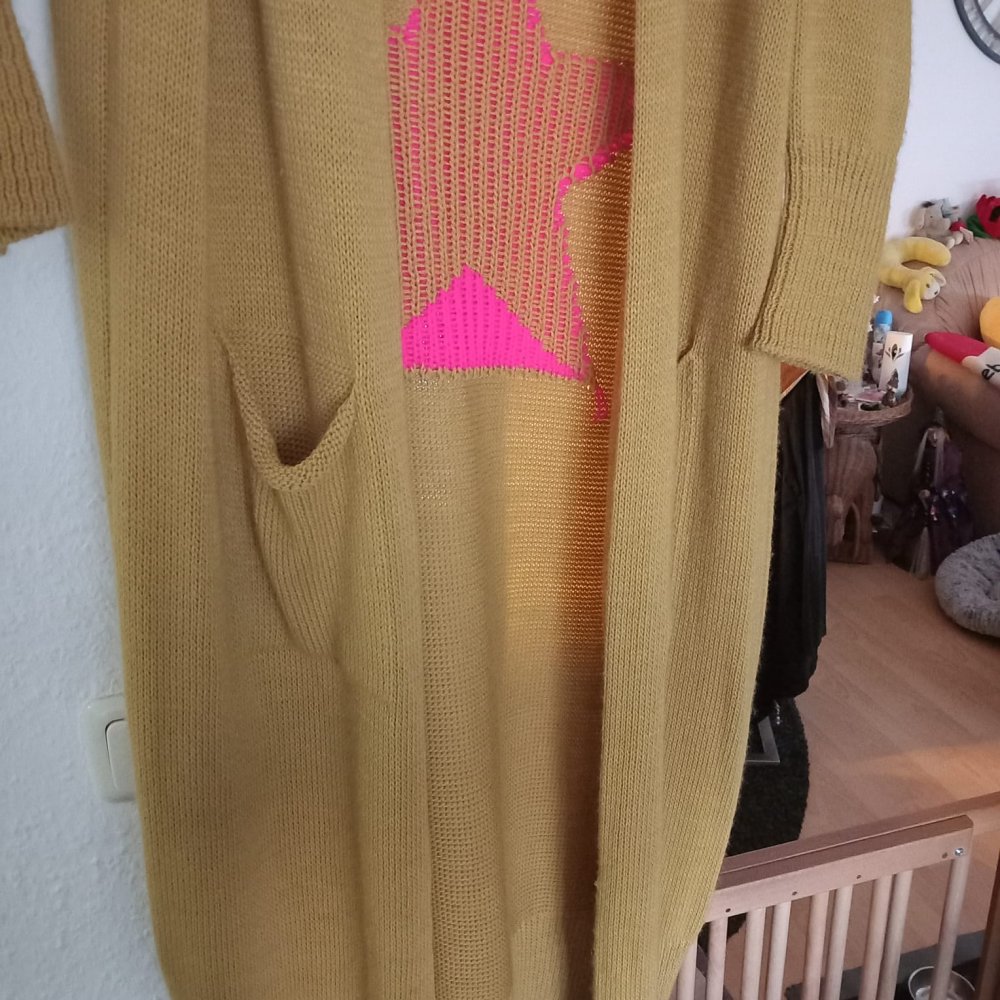*** Neu ~ Langer Strickmantel ~ Kapuze ~ Stern ***