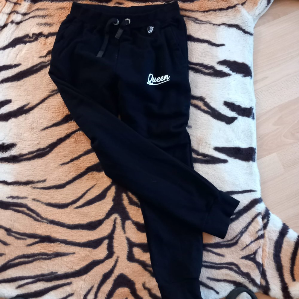 *** Jogging Hose ***