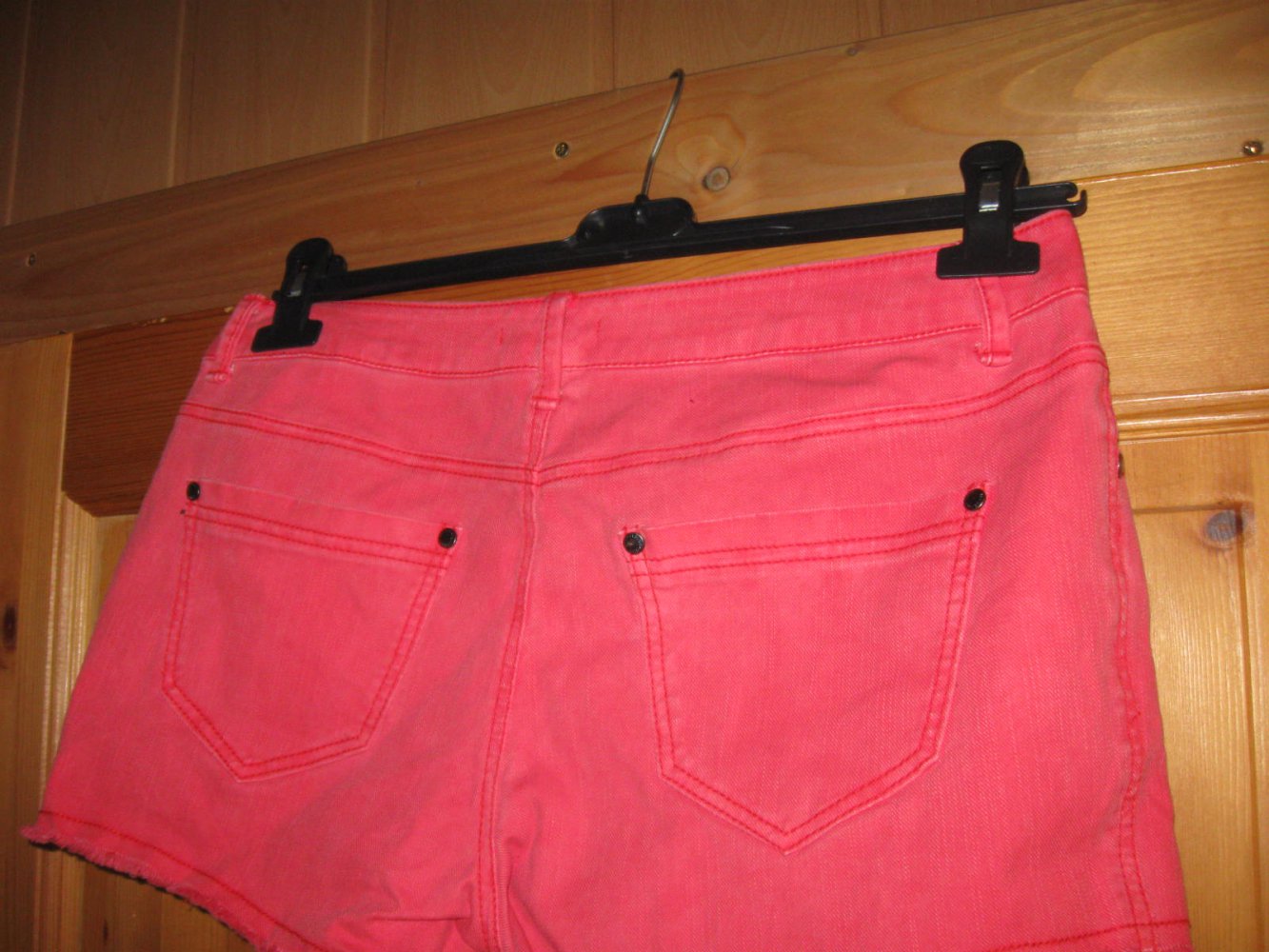 *** Kurze Shorts ***