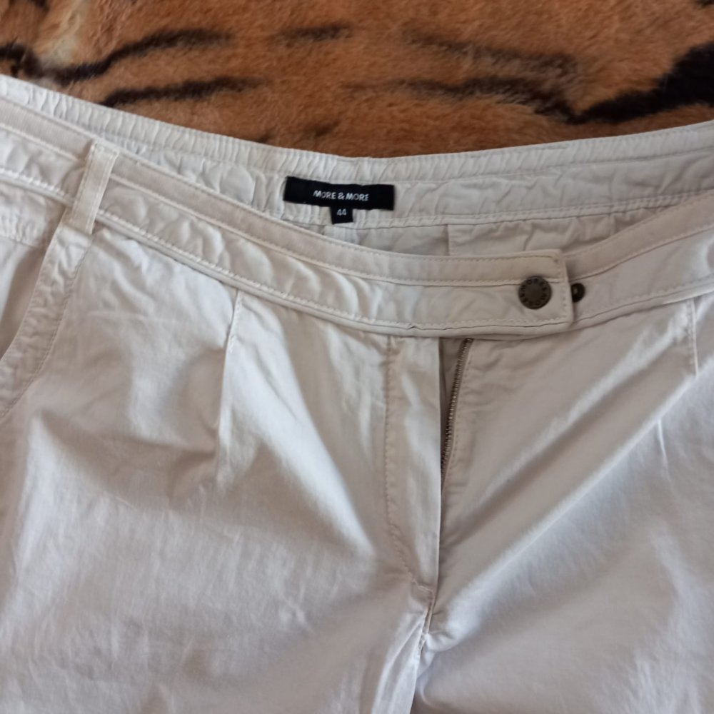 *** Hose von More & More ***