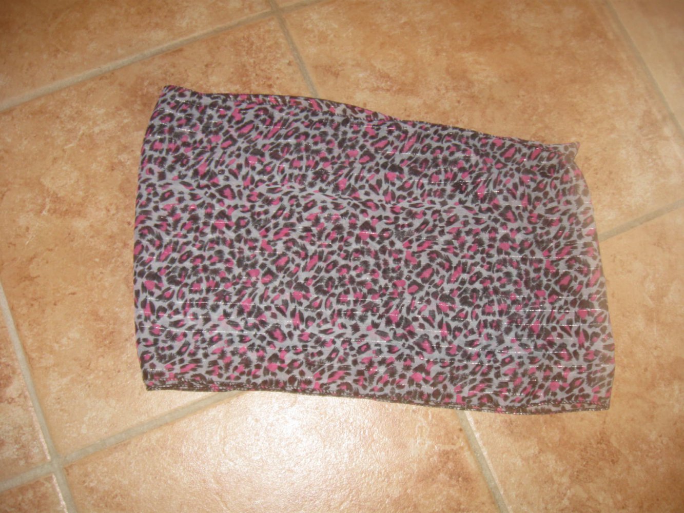 *** Leo Look ~ Schal ~ Lurexfäden ***