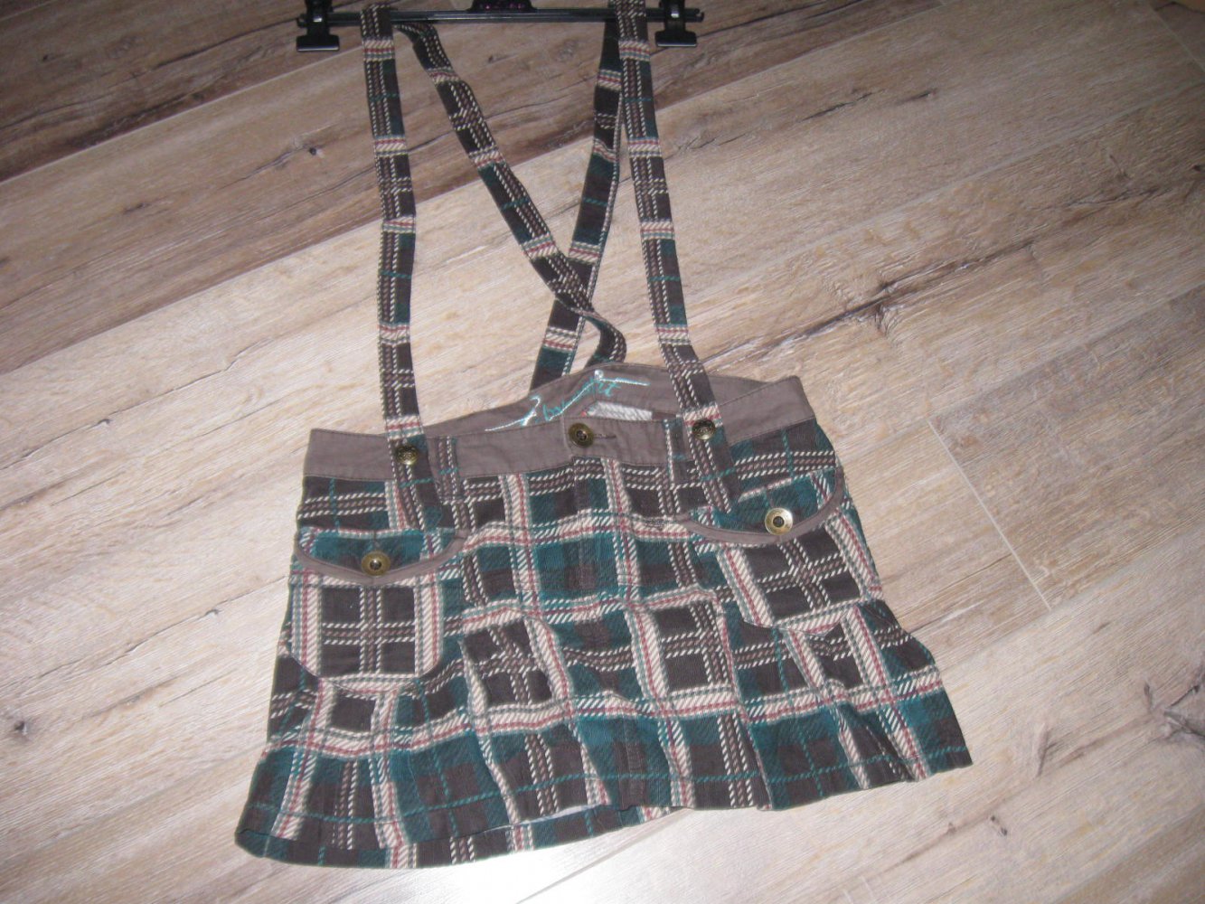 *** Zuckersüßer Trägerrock ***