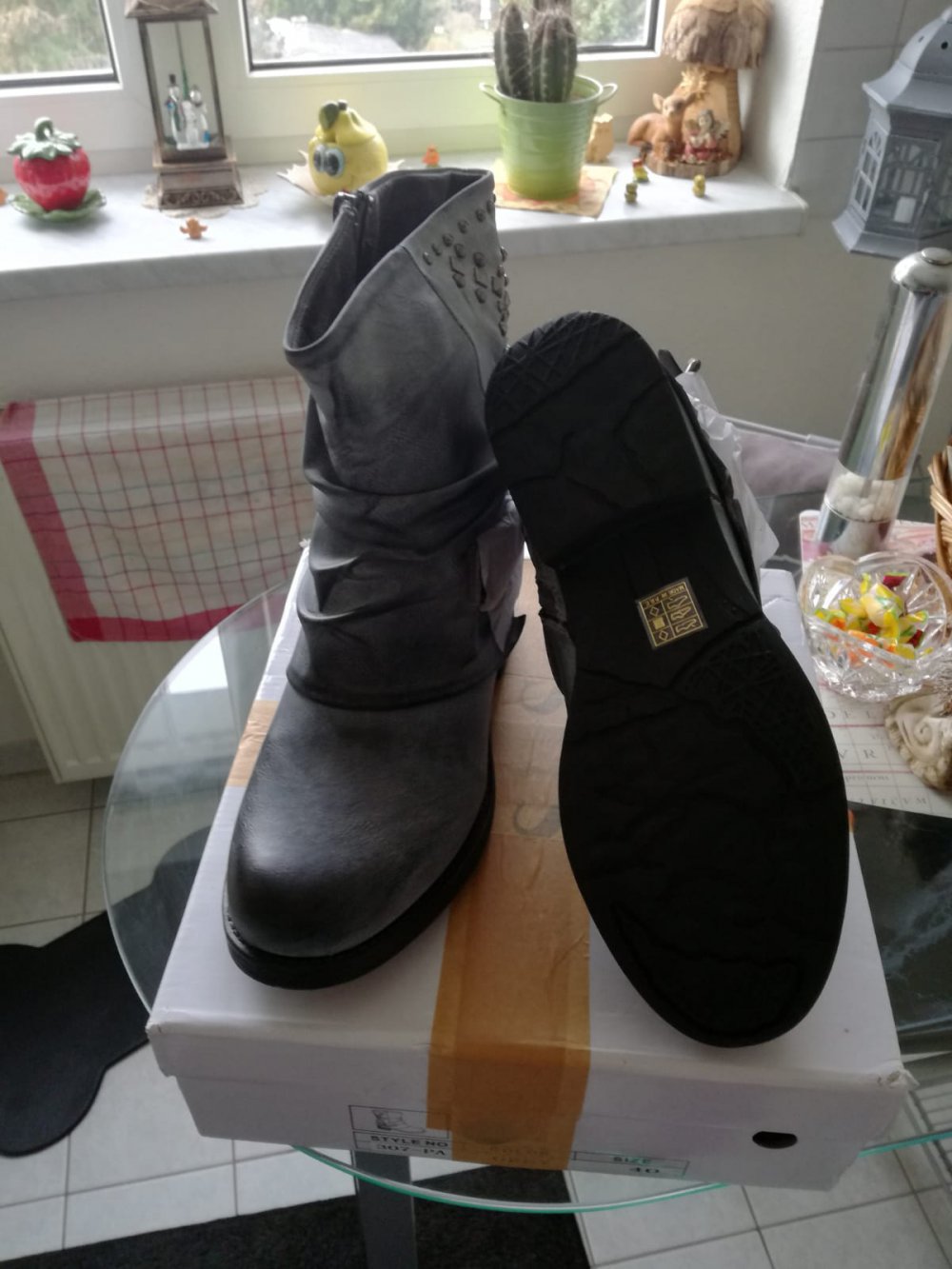 *** Neu ~ Biker ~ Schnallen ~ Nieten ***