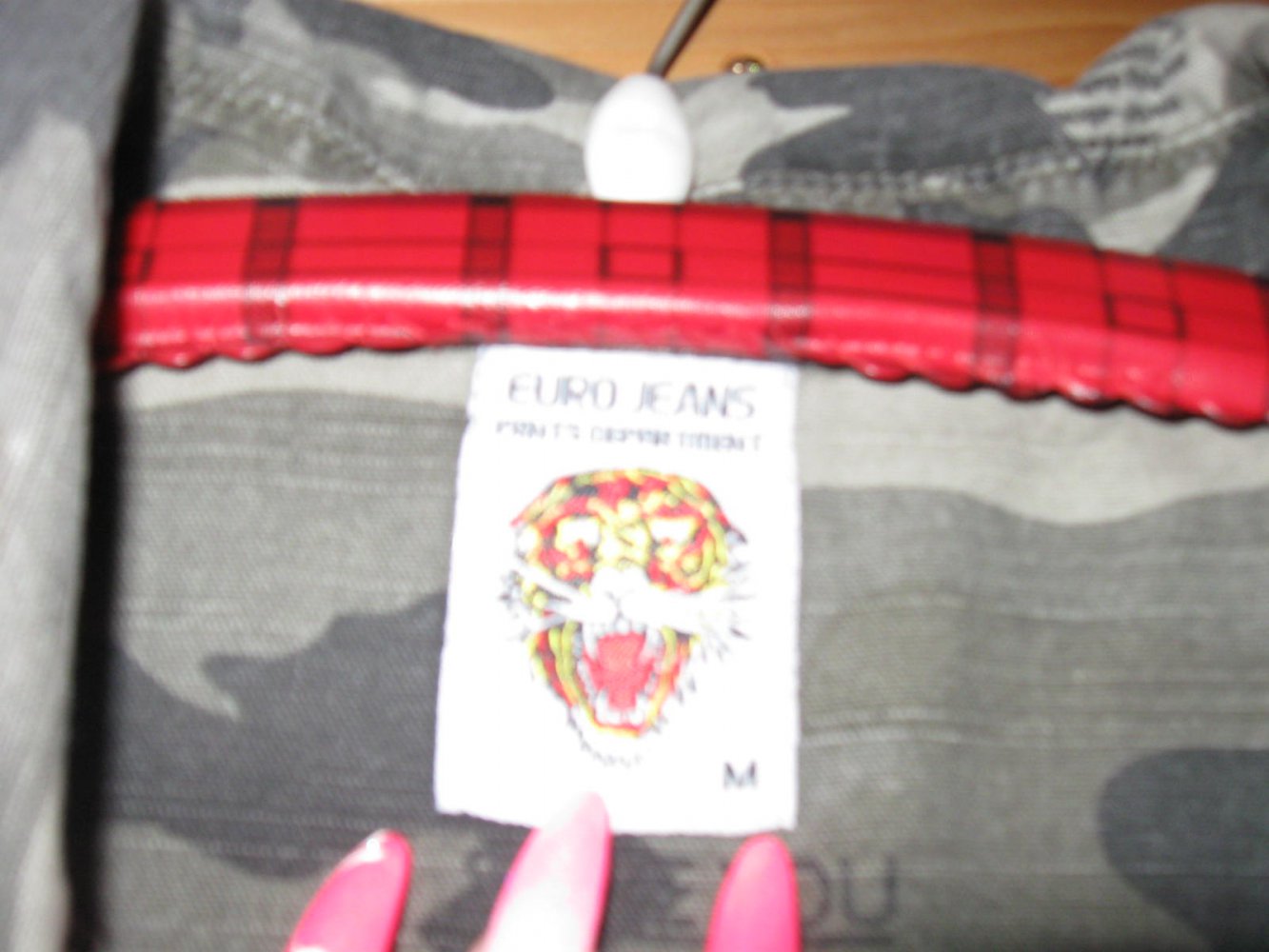 *** Tolle Camouflage Jacke mit Druck ***