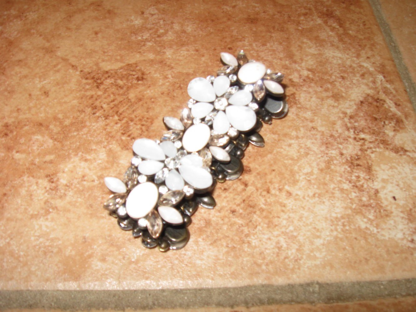 *** Tolles Armband in einer Blütenpracht ***