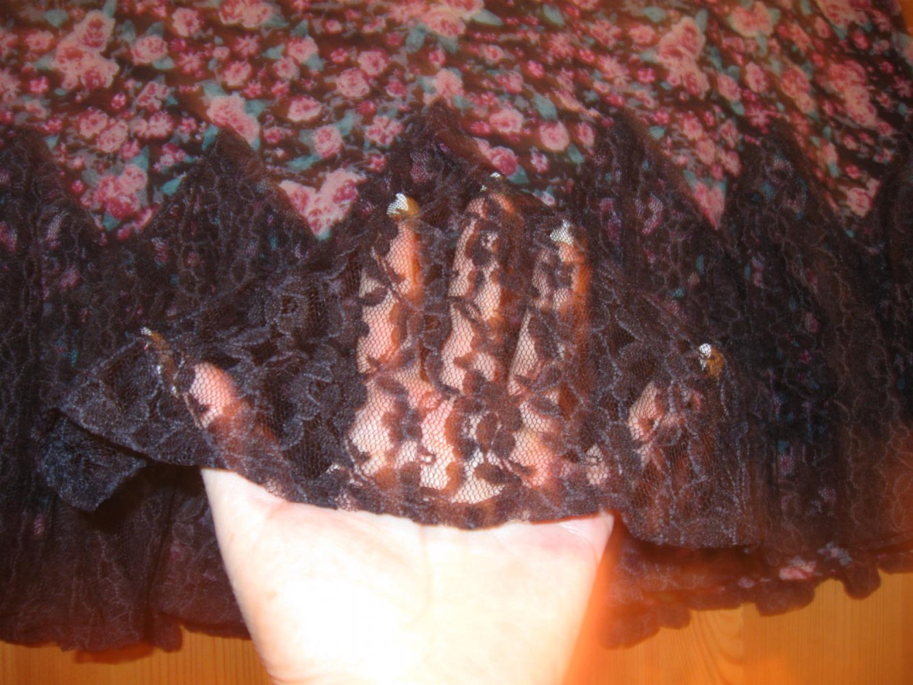 *** Niedlicher Esprit Rock mit Spitze ***