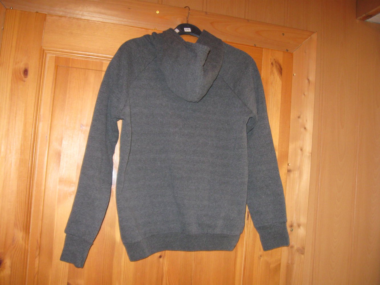 *** Hoodie mit Kapuze ***