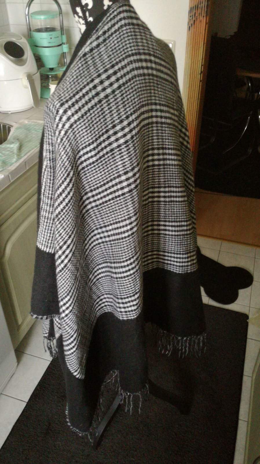 *** Toller Poncho ***