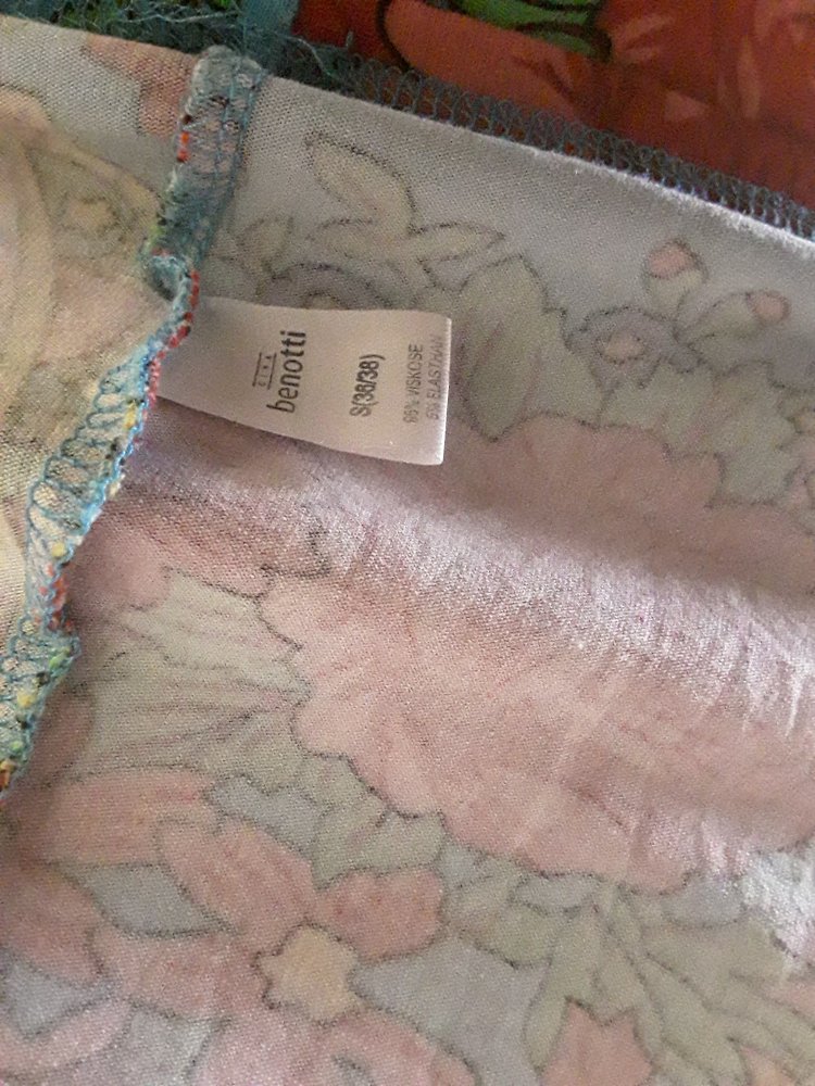 Shirt-Kleid in tollen Farben mit Knotenoptik am Dekolletè 36/38